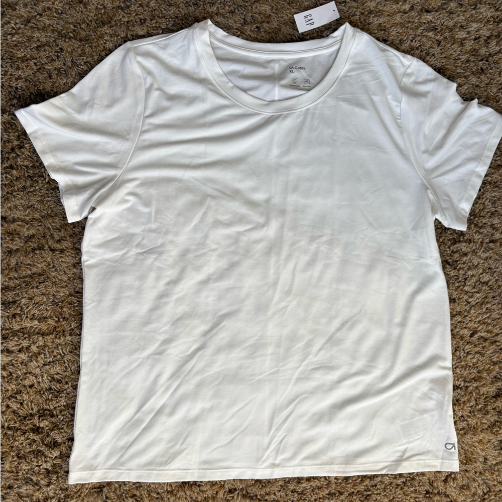 GAP White GapFit Performance Tee